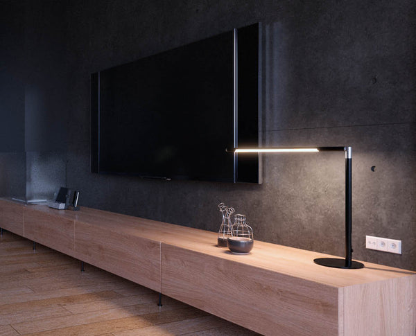 Metal Skrivbordslampa - Med Bas och Transformerbar Arm - Svart